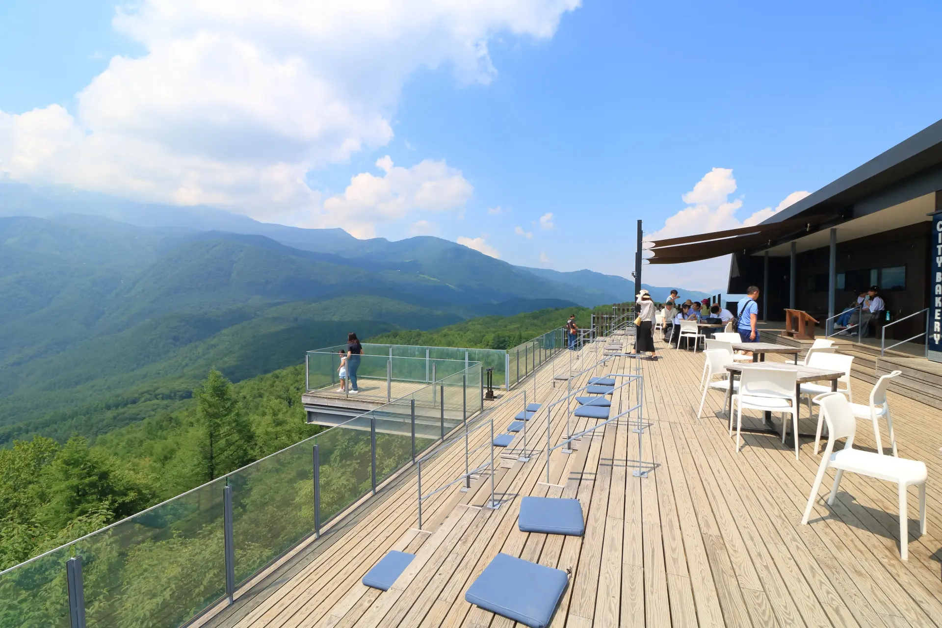 Hakuba Iwatake Mountain Resort