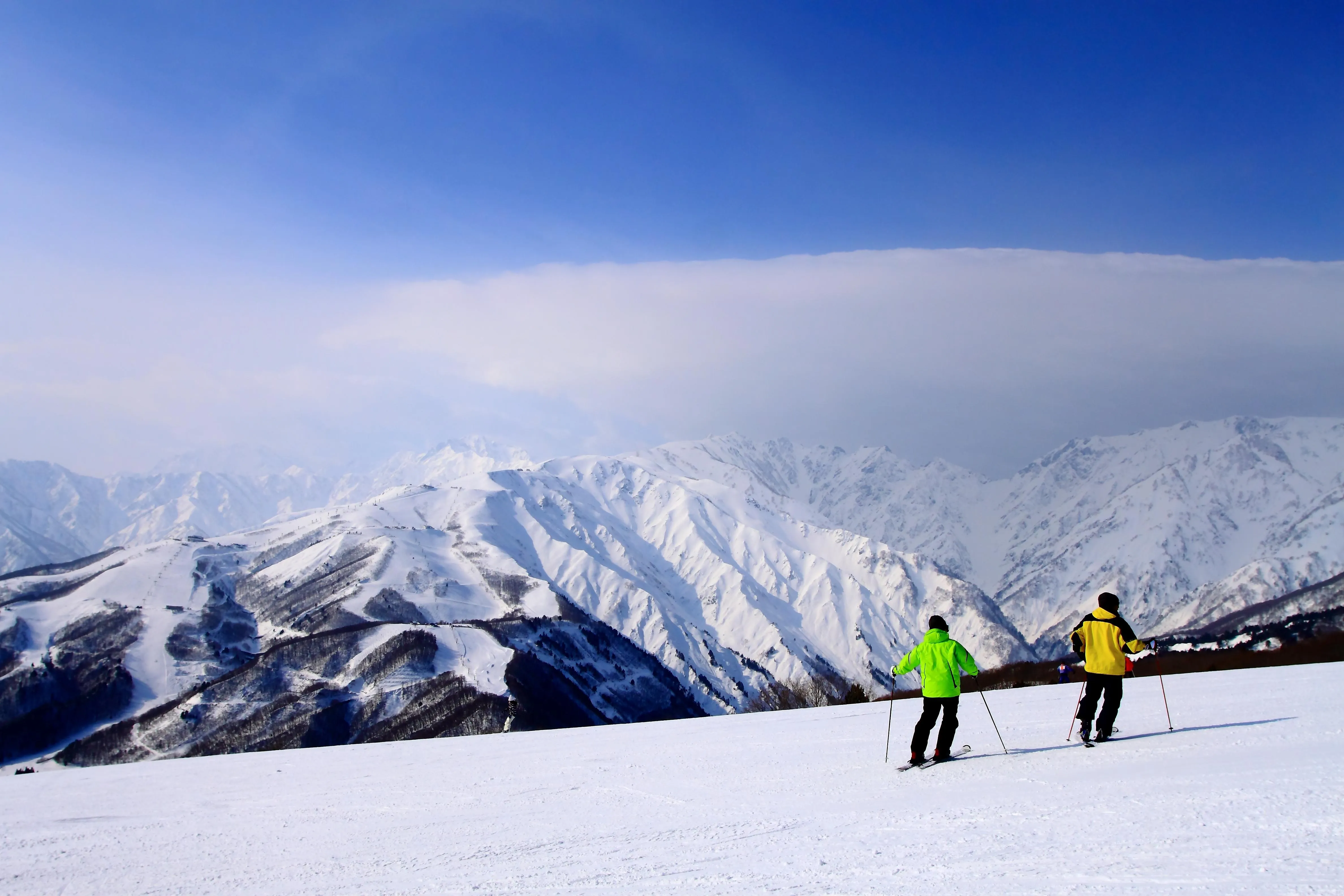 Hakuba bluebird day with Japan Alps panorama